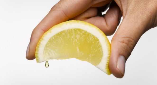 Lemon juice home remedy for dark spots on face